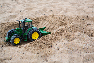 sandbox-markus-spiske-unsplash-400-web